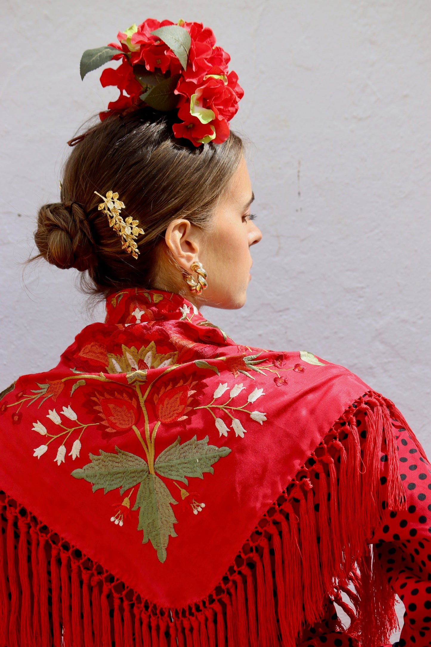 MANTÓN FLAMENCA BINIBECA BORDADO EN ROJO