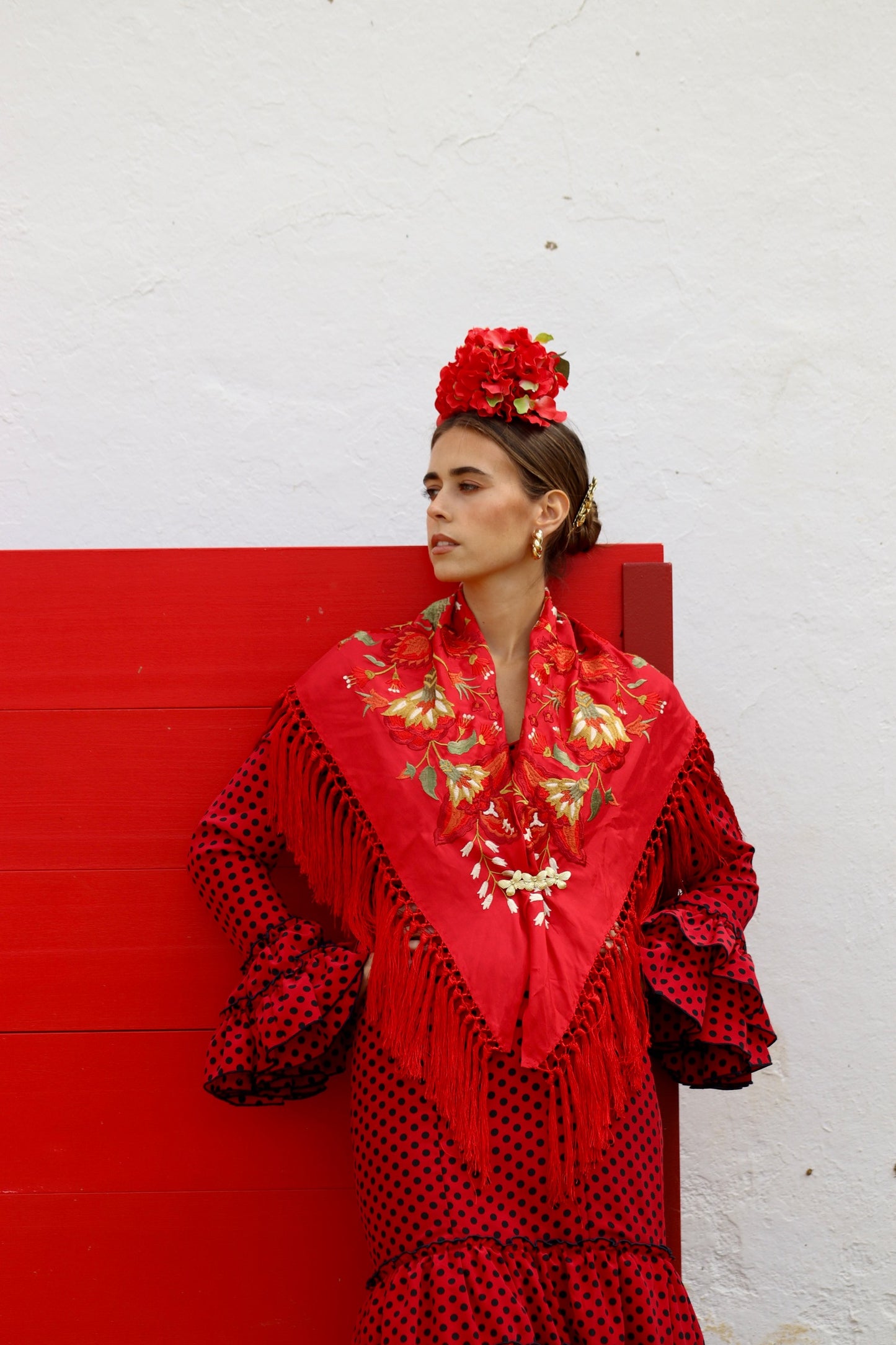MANTÓN FLAMENCA BINIBECA BORDADO EN ROJO